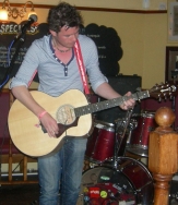 Acoustic Pete